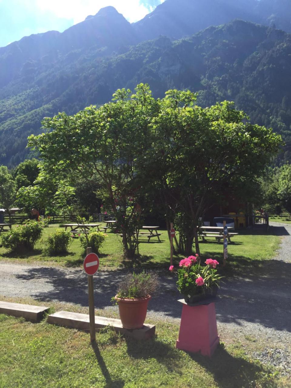 Ferme Noemie Villa Le Bourg-dʼOisans Kültér fotó